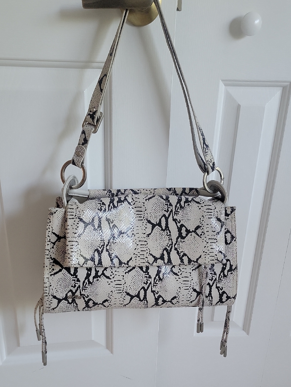 Snake-Print Shoulder Bag in Light Gray and Black